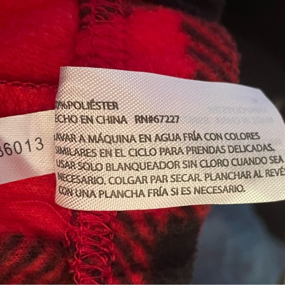 Flannel pj bottoms, red and black plaid, unisex, size extra large - Picture 5 of 5